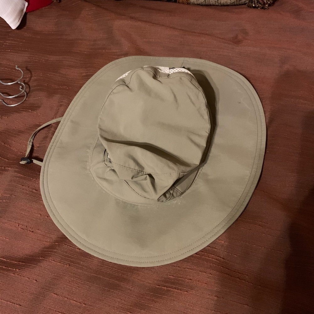 Columbia fishing hat